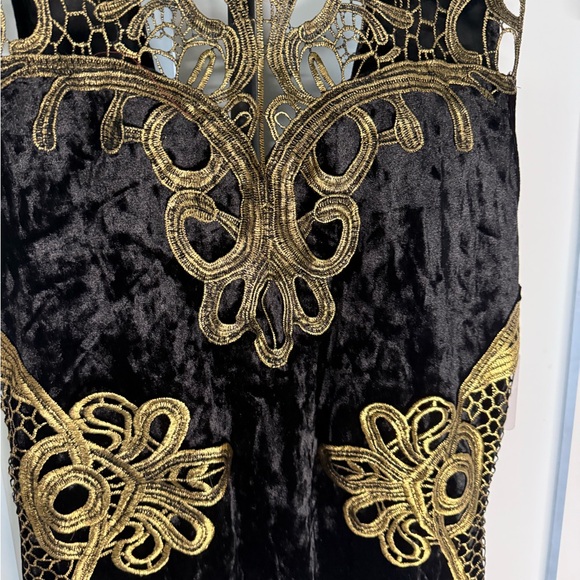 Vero Moda Black Dress with Gold Detailing - Picture 3 of 12